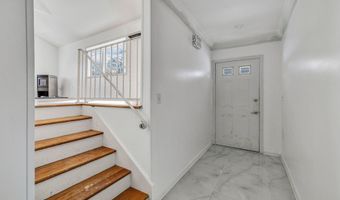 17 Stage Rd, Brookfield, CT 06804