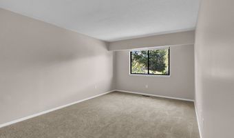 293 Cottonwood Rd 293, Newington, CT 06111