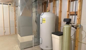 631 South St, Akron, IA 51001