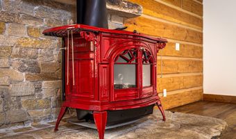 1905 N BEAVER Dr, Alta, WY 83414