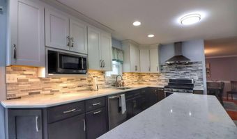 111 Windswept Dr E, Amsterdam, NY 12010