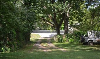 409 E. Elm St, Albion, IL 62806