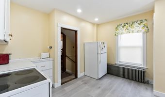 49 Western Ave, Bath, ME 04530