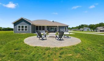 15 Kodak Ln, Angola, IN 46703