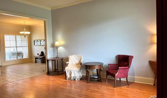 211 Tucker Dr, Brandon, MS 39042