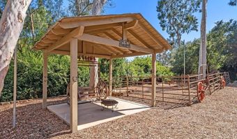 9865 Edgelake Dr, La Mesa, CA 91941