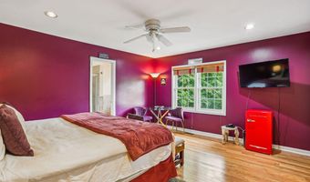 9201 LAUREL OAK Dr, Bethesda, MD 20817