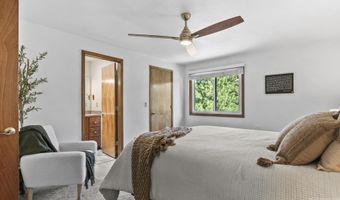 2236 E Roanoke Dr, Boise, ID 83712