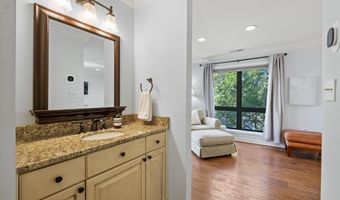 8 Racerunner Ct, Bald Head Island, NC 28461