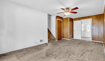 103 Hallberg Ave, Bergenfield, NJ 07621