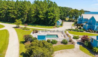 511 Neuse Village Rd, Arapahoe, NC 28510