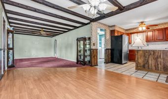 73 Locker St, Beachwood, NJ 08722