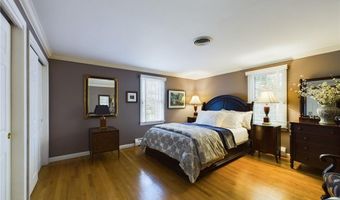 2 Signal Ridge Way, East Greenwich, RI 02818