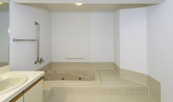 505 E Huron St 707, Ann Arbor, MI 48104