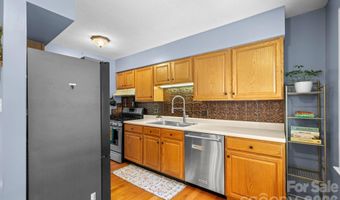 98 Pensacola Ave, Arden, NC 28704
