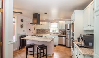 71 Riley Ave, Manchester, NH 03103