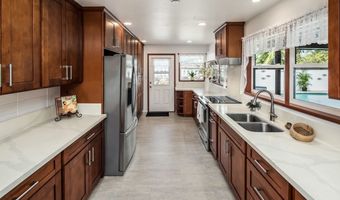 50 Kalaka Pl, Kailua, HI 96734