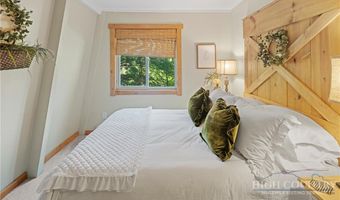 40 Hemlock Hl B, Banner Elk, NC 28604