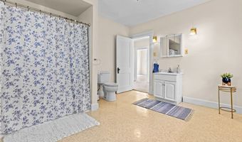 1005 S Freedom Ave, Alliance, OH 44601