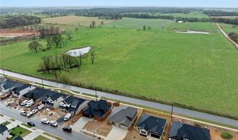 7303 SW Basswood Ave, Bentonville, AR 72713