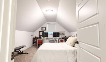 637 Berry Rd, Boiling Springs, SC 29316