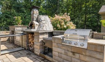2393 Scituate Ave, Cranston, RI 02831