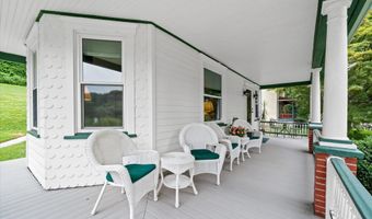 1101 YORKLYN Rd, Hockessin, DE 19707