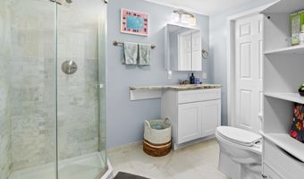 1221 PLATEAU Pl, Annapolis, MD 21409