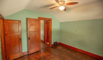 306 E College, Algona, IA 50511