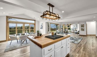 1097 Meadowlark Cir, Gardnerville, NV 89460