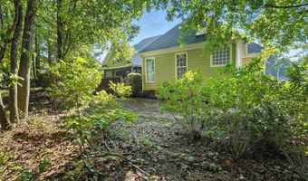 104 Vatersay Dr, Apex, NC 27502
