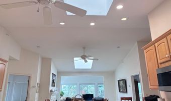 1630 Wheeler Rd 202, Madison, WI 53704