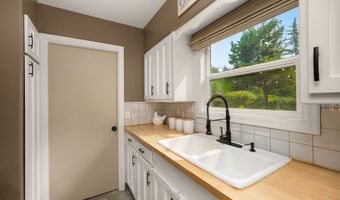 5020 SW MENLO Dr, Beaverton, OR 97005