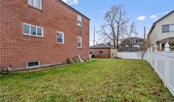 301 Maplewood Ave, Ambridge, PA 15003