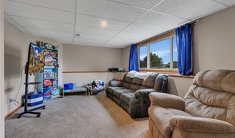 409 Highlands Dr, Albany, MN 56307