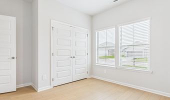 18072 Longleaf Dr, Athens, AL 35611