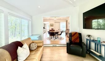 225 Hoyt St, Darien, CT 06820