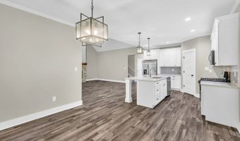 616 Whispering Pines Dr, Macon, GA 31211