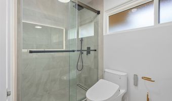 1016 Laukupu Way, Honolulu, HI 96825