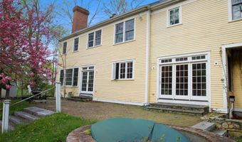 197 Rumstick Rd, Barrington, RI 02806