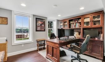 42037 N Old Lake Ave, Antioch, IL 60002