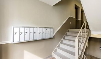 10650 WEYMOUTH St 201, Bethesda, MD 20814