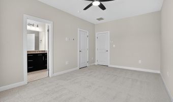 44692 COLLINGDALE Ter, Ashburn, VA 20147