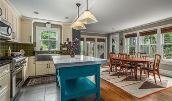 20 Short Rd, Barrington, RI 02806