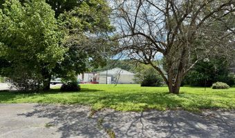 28 LUMBER St, Beattyville, KY 41311