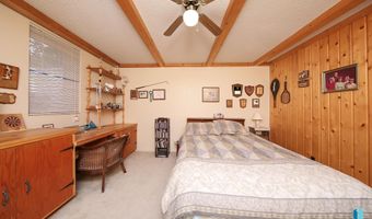 1601 E Sylvan Cir, Brandon, SD 57005