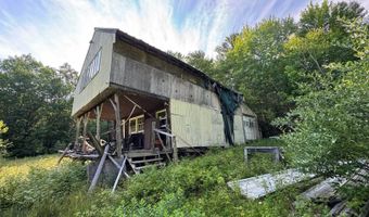 137 Vanishing Ln, Athens, ME 04912