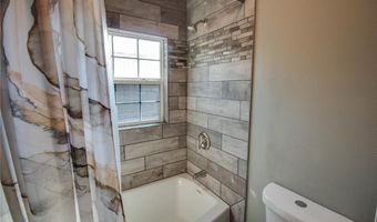 2828 Residence St, Alton, IL 62002