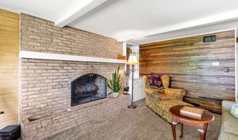 24 Rosewood Dr, Amherst, NY 14221