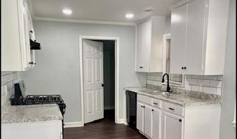 818 Poplar St, Benton, AR 72015